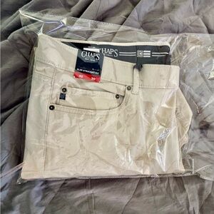 Chaps Men's Slim Straight Fit Khakis - Beige 42X30 (NWT)